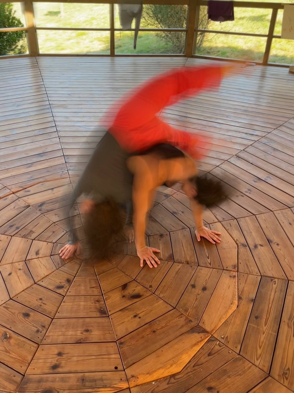 SPIRALING BODIES: workshop di Contact Improvisation + JAM con Agnese Polloni e Botond B. Gàspàr